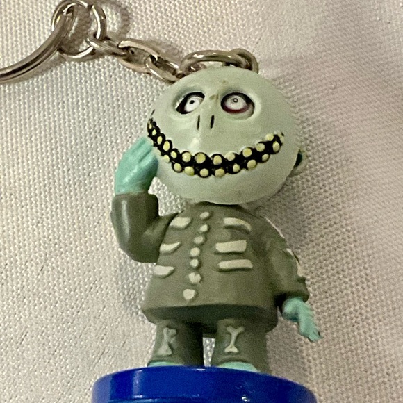 NWT BARREL Key Chain New in Package Nightmare Before Christmas Y2K - Picture 2 of 5